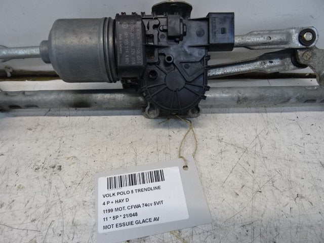 MOTEUR ESSUIE-GLACE AVANT Polo V (6R) (6R1955119A), Autos : Pièces & Accessoires, Utilisé, Volkswagen