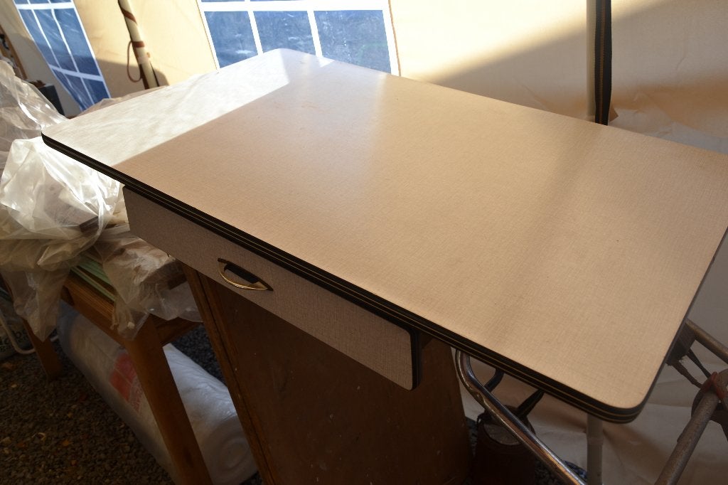 table, Maison & Meubles, Cuisine | Éléments de cuisine, Enlèvement, Utilisé, Gris, 50 à 100 cm