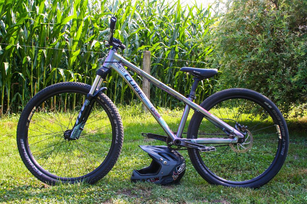 Cube Flying Circus, Ophalen, 24 inch of meer, Gebruikt, Stuur 360° draaibaar