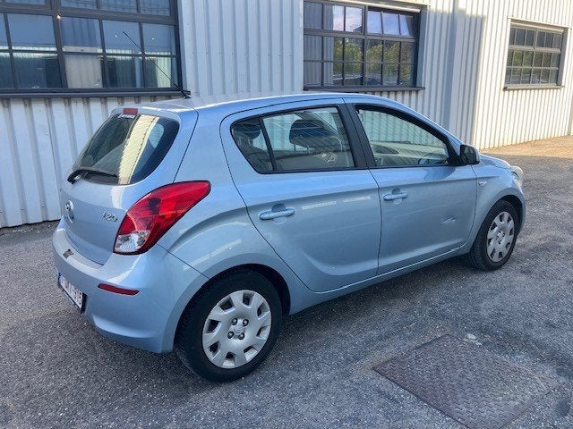 Hyundai I20 1.2 Benzine 5 Deurs Reeds Gekeurd.!!!, Auto's, Euro 5, Verwarmde buitenspiegels, 5 deurs, Particulier