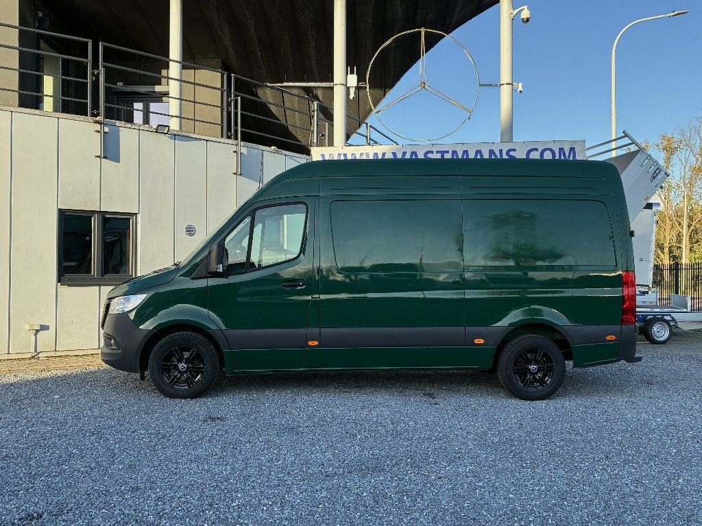 Mercedes-Benz Sprinter 319 / 37.897 € + BTW / L2H2 / 190 PK, Automaat, 1951 cc, 4 cilinders, 2000 kg