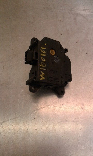 KACHELSTELMOTOR Toyota Avensis Verso (M20) (|0637008600|), Gebruikt, Toyota