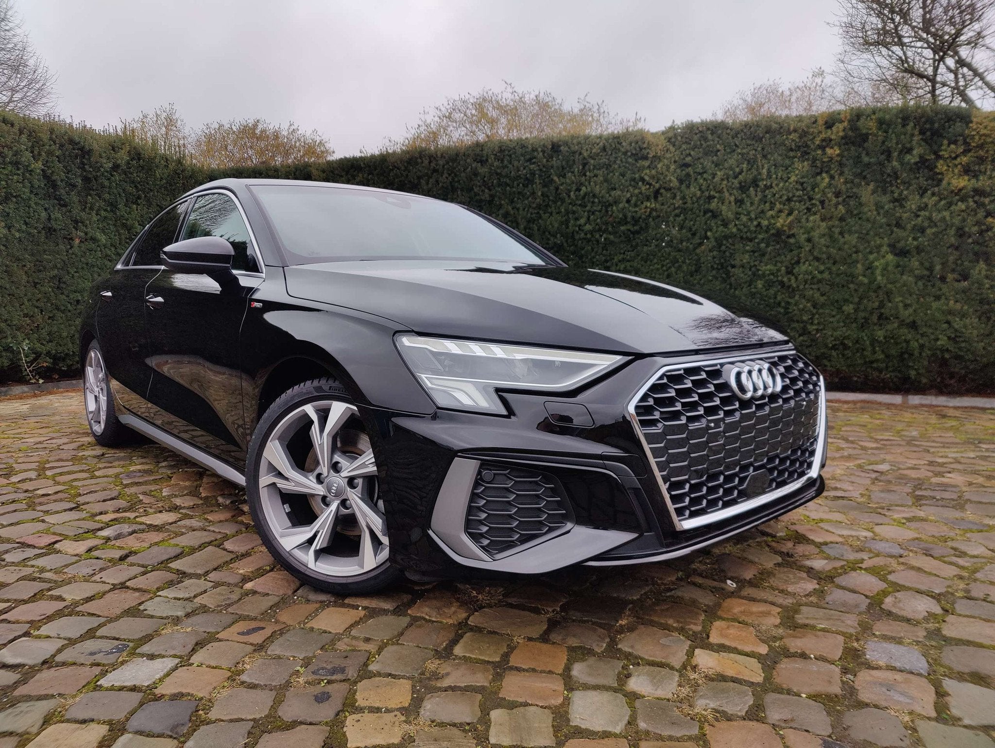 Audi A3 A3 35 TFSI S line S tronic (automatique), Autos, Audi, Alarme, Achat, 1878 kg, Noir