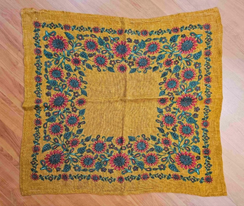 Retro Tafelkleedje 95/90 cm, Huis en Inrichting, Ophalen of Verzenden, Zo goed als nieuw, Jute, Rood