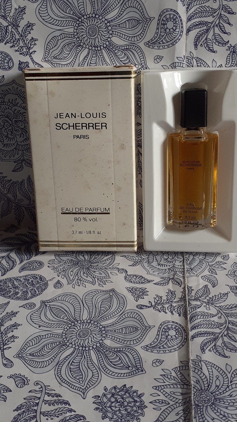 miniature parfum pleine + boite jean louis scherrer, Collections, Enlèvement ou Envoi, Comme neuf, Miniature, Plein