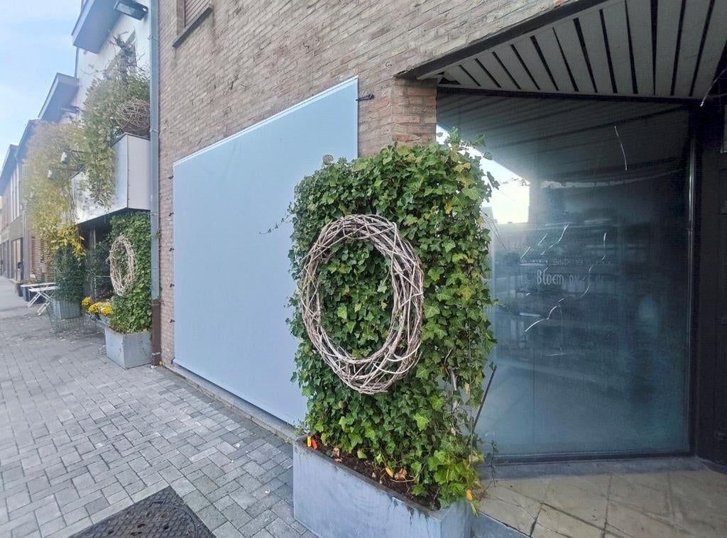 Winkelruimte + (Woning) Lanaken, Immo, Huizen te huur