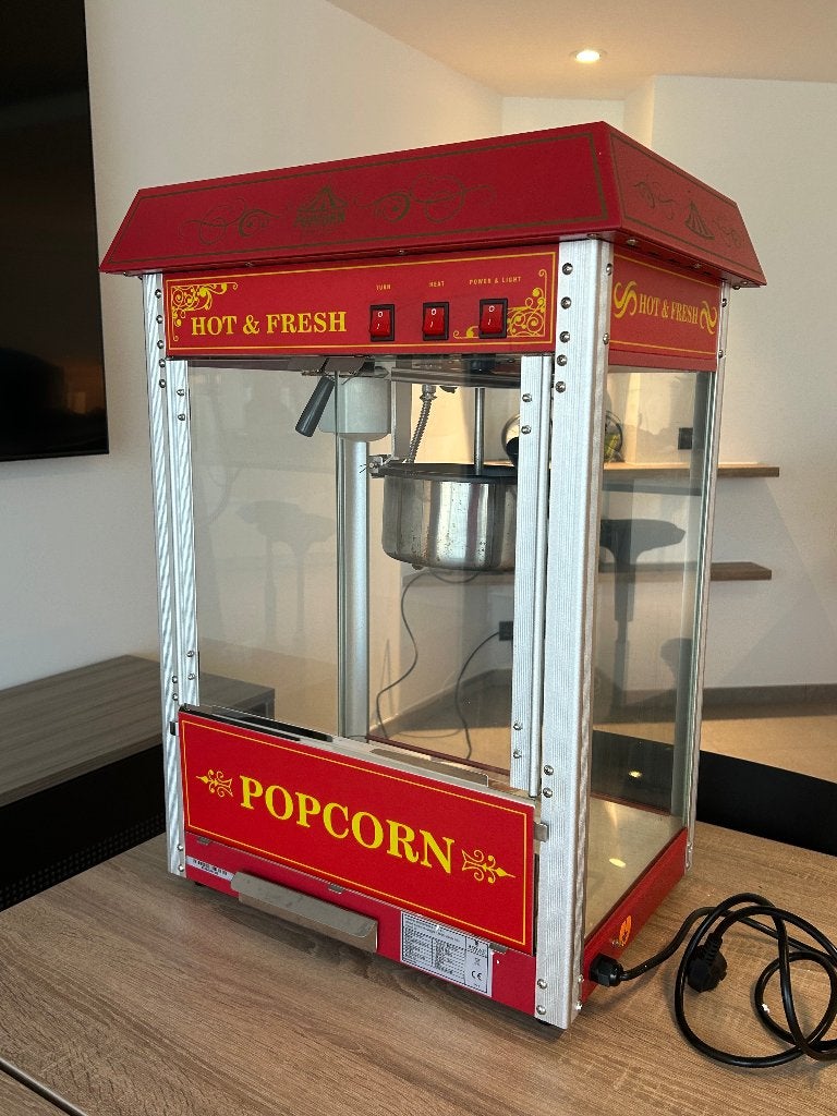 Popcornmachine - Retro design - Rood - Royal Catering, Hobby en Vrije tijd, Ophalen, Zo goed als nieuw, Feestartikel