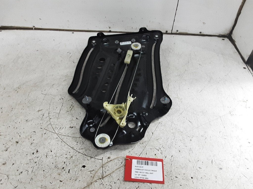 RAAMMECHANIEK LINKS ACHTER A5 Cabrio (8F7) (8F0839397D), Gebruikt, Mevr. I. Hauben, Audi, Rue de l'Espoir 34 34
4030  GRIVEGNÉE, BE