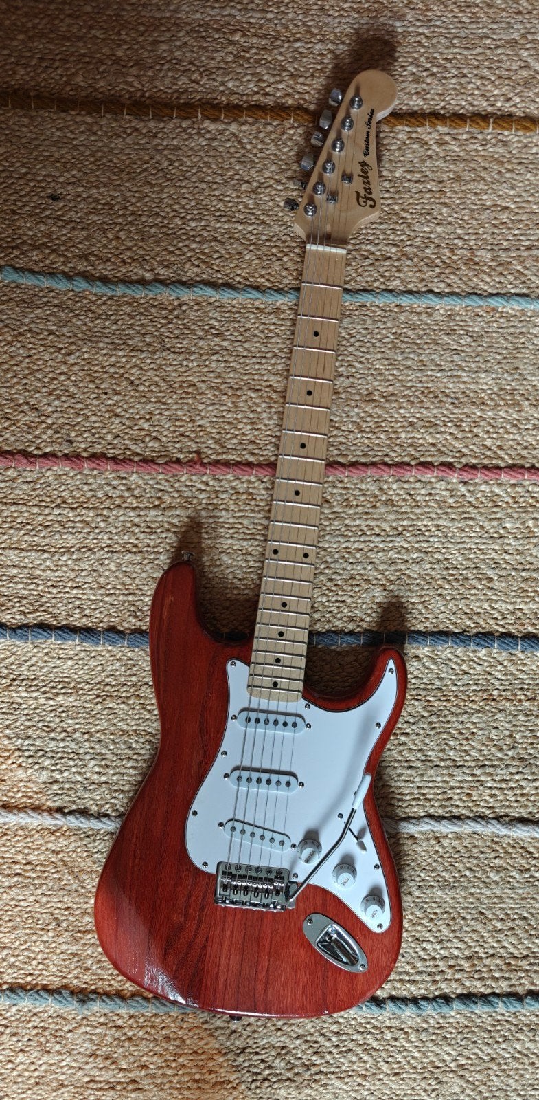 leuke Stratocaster, Enlèvement ou Envoi, Neuf, Solid body, Autres marques