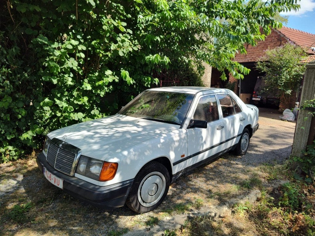 Oldtimer Mercedes 124, BJ 1988, Auto's, Stof, Overige modellen, Wit, Overige kleuren
