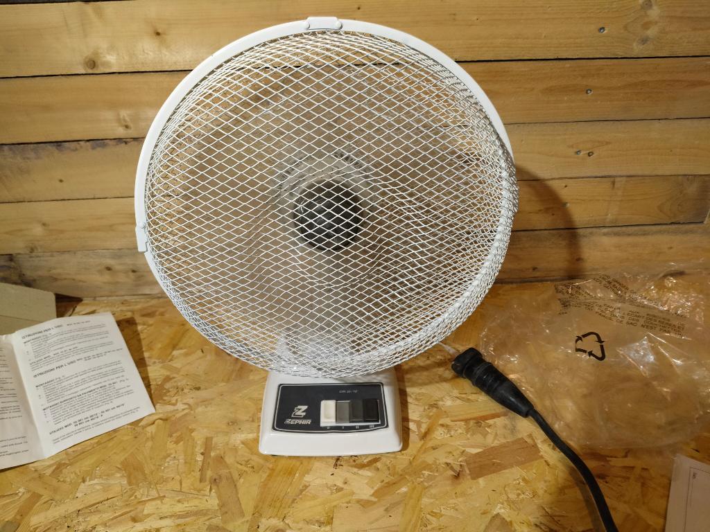 Ventilateur Oscillant - Zephir IQ 301, Elektronische apparatuur, Ventilatoren, Ophalen, Zo goed als nieuw, Tafelventilator