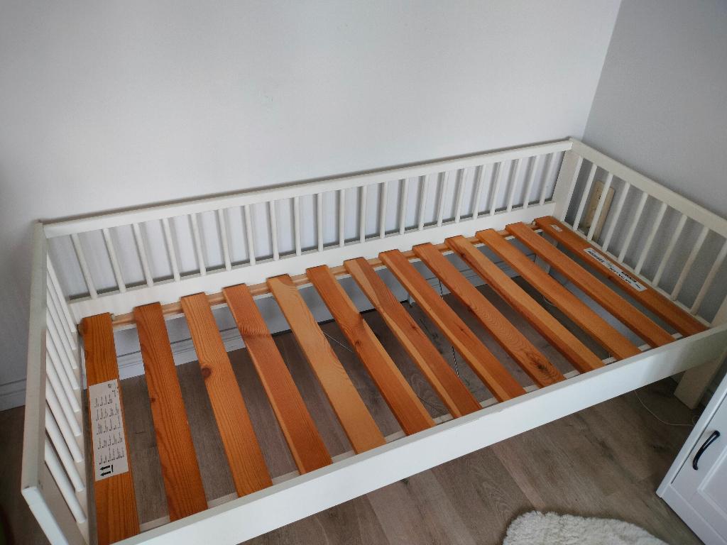 Peuterbed ikea, Kinderen en Baby's, Ophalen, Gebruikt, 70 tot 85 cm, 140 tot 160 cm