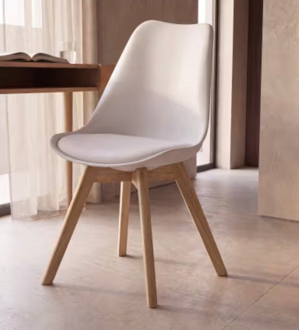 4 chaises scandinave blanches, Enlèvement, Utilisé, Scandinave, Quatre
