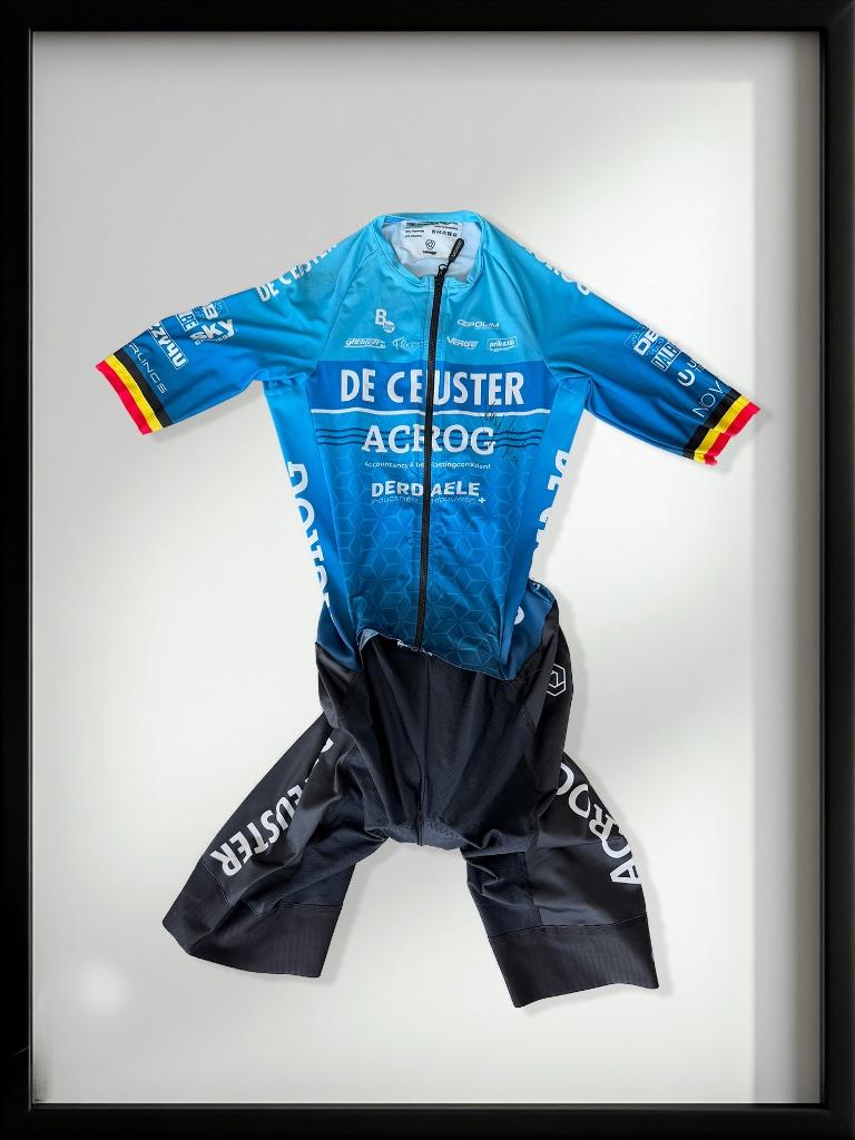 Gedragen, gesigneerd speedsuit De Ceuster Jesse Vandenbulcke, Verzamelen, Sportartikelen en Voetbal, Gebruikt, Overige typen, Ophalen