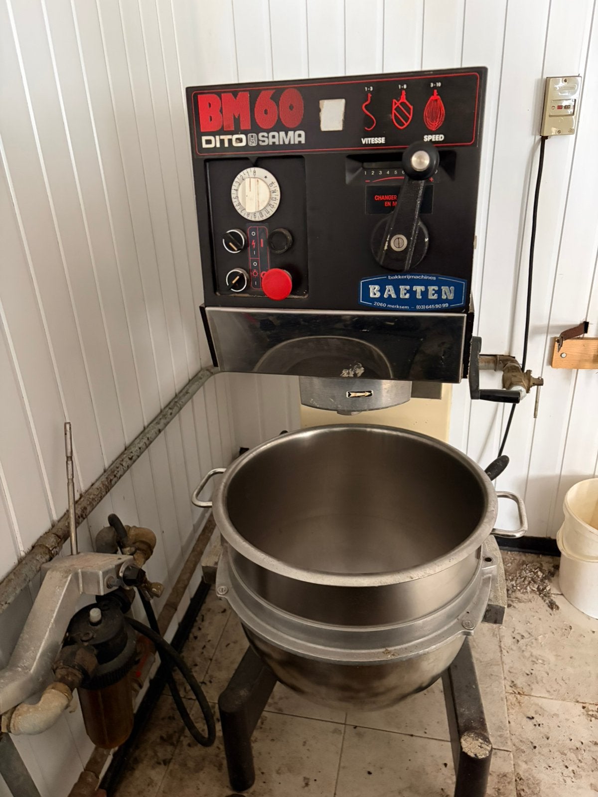 Dito sama BM60 deegmenget, Electroménager, Machines à pain, 1600 grammes de pâte ou plus, Utilisé, Avec minuteur, Enlèvement