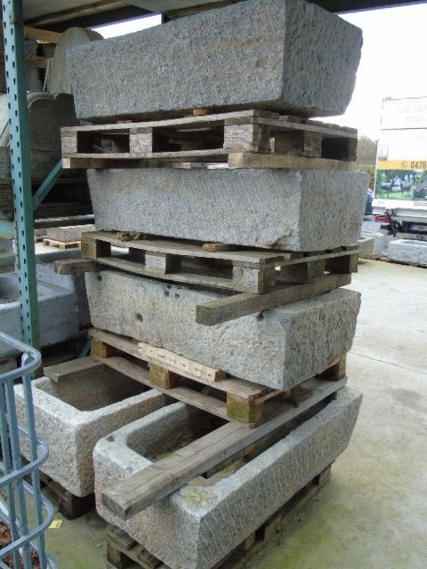 bac auge en pierre bleu , jardinière , grand choix !!, Jardin & Terrasse, Pierre, 30 à 60 cm, Enlèvement, Utilisé