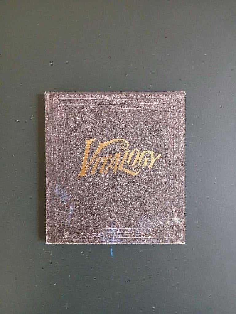 Pearl jam: Vitalogy, Enlèvement, Utilisé, Rock alternatif, Album