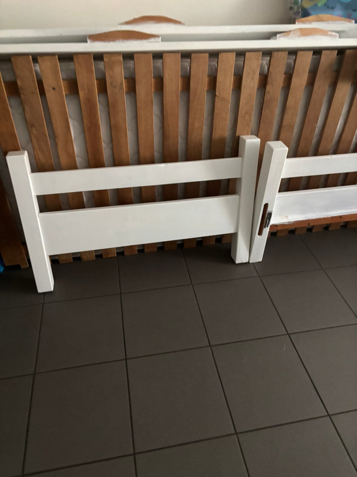 Kinderbed, Ophalen, Zo goed als nieuw, Lattenbodem