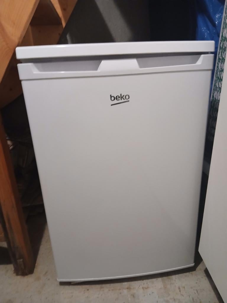 Beko koelkast, Ophalen