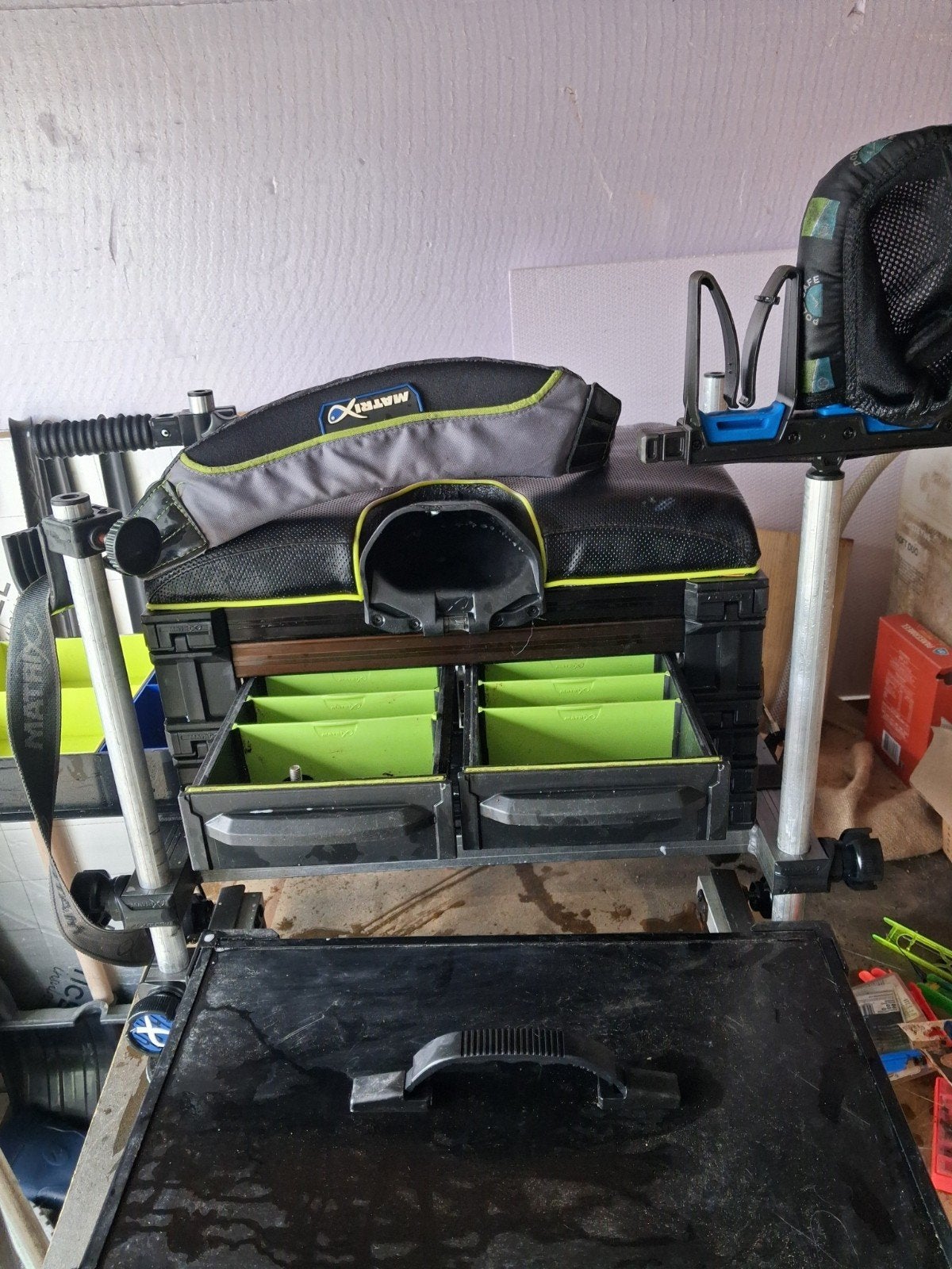 Viskist matrix. Geencoerierdiensten, Watersport en Boten, Hengelsport | Algemeen, Ophalen