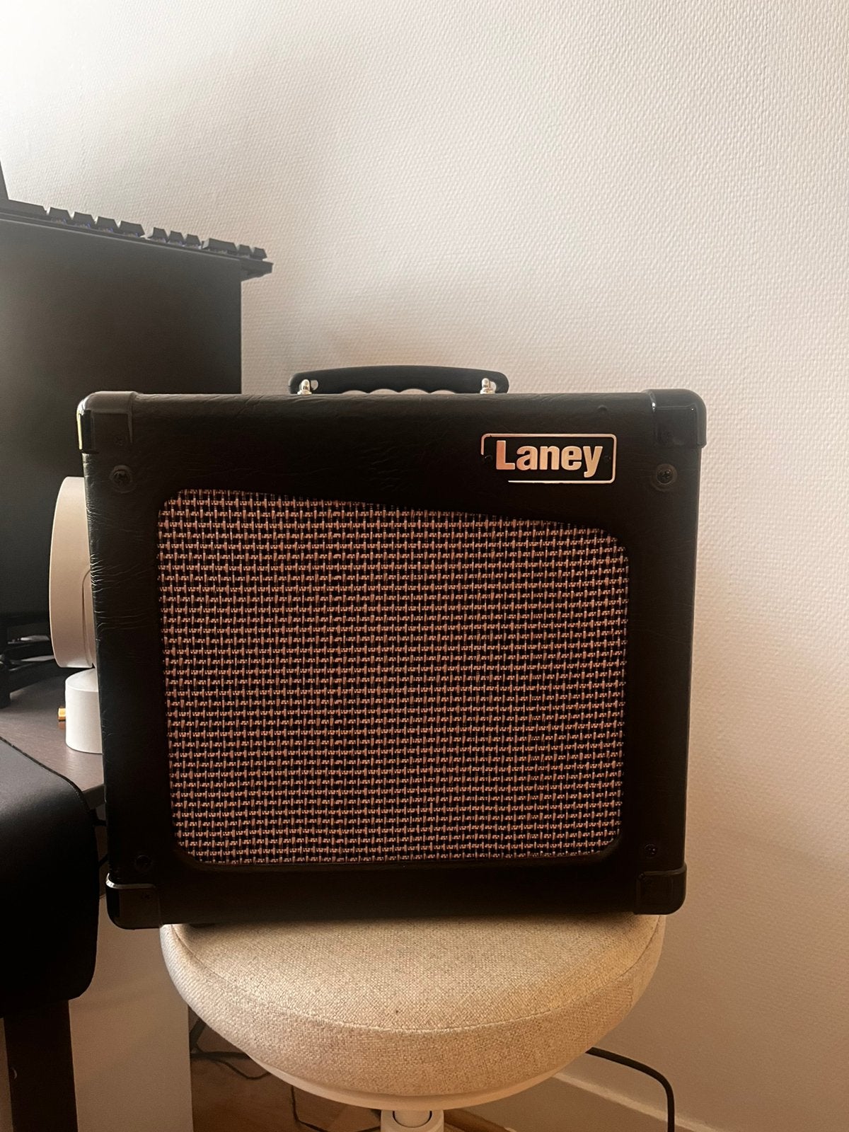 Laney Cub 10 – Ampli guitare à lampes 10W – Excellent état, Muziek en Instrumenten, Versterkers | Bas en Gitaar, Zo goed als nieuw