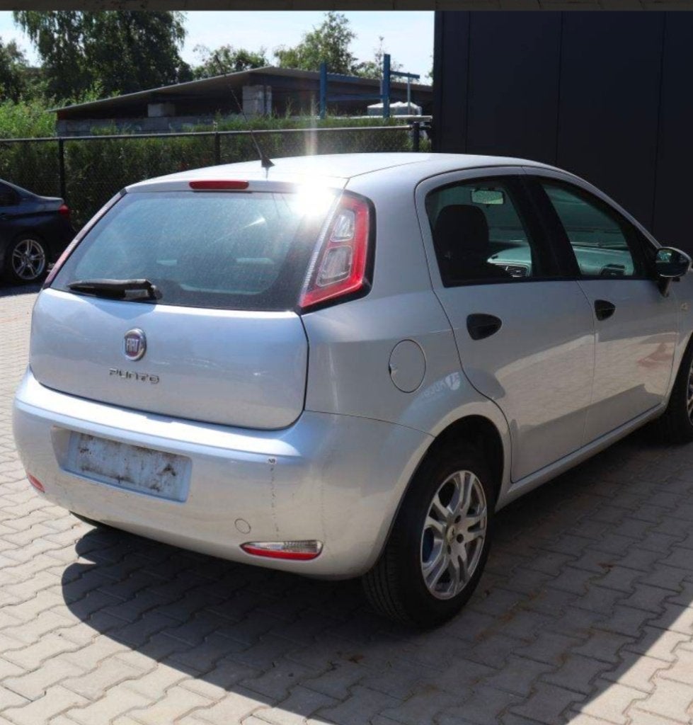 Fiat Punto, Argent ou Gris, Achat, Euro 6, 1249 cm³
