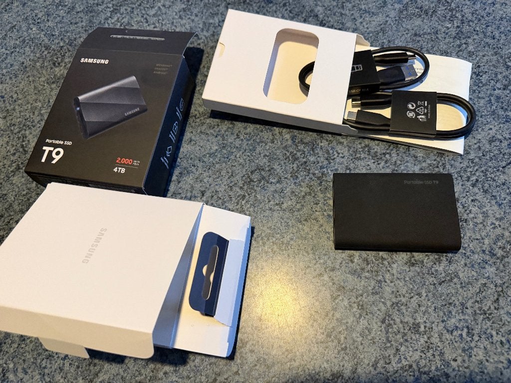 Samsung T9 portable SSD 4 TB, Computers en Software, Ophalen, SSD, Zo goed als nieuw, Samsung