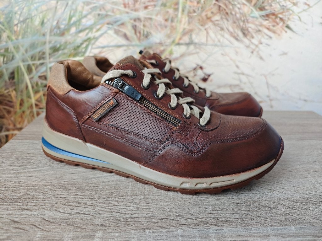 Mephisto maat 43,5 ( EUR 9,5 / US 10 ), Bruin, Ophalen of Verzenden, Sneakers, Mephisto