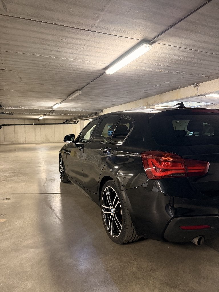 BMW 118i Pack M Shadow, Autos, 100 kW, Euro 6, Boîte manuelle, Alcantara