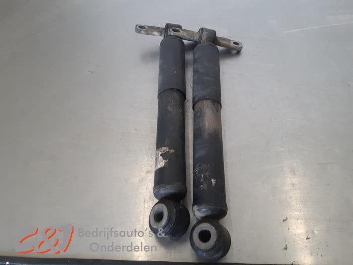 Kit amortisseur d'un Peugeot Partner, -, 3 mois de garantie, Utilisé, -