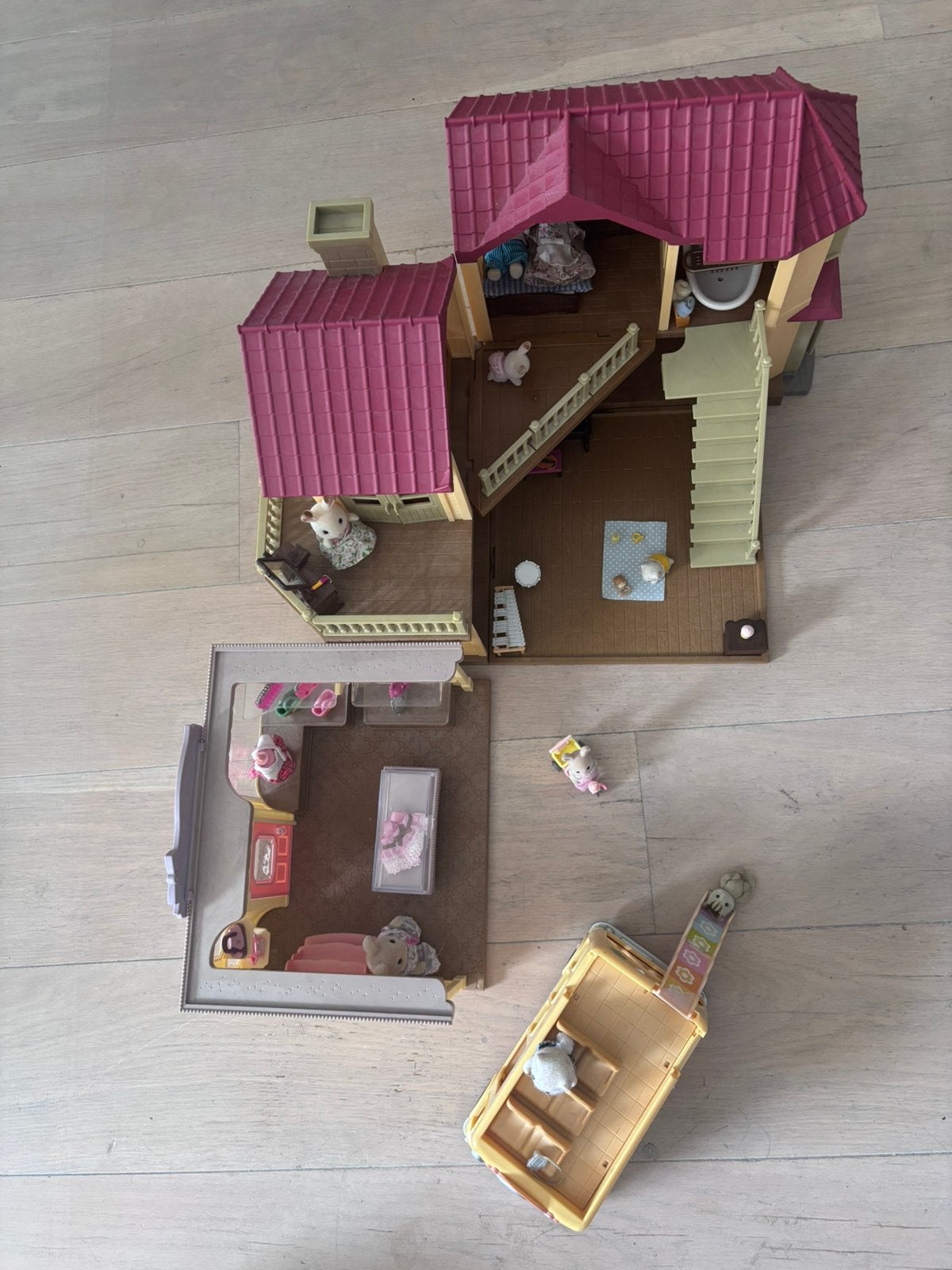 Sylvanians - maison, boutique, bus, personnages etc., Enlèvement, Utilisé, Accessoires