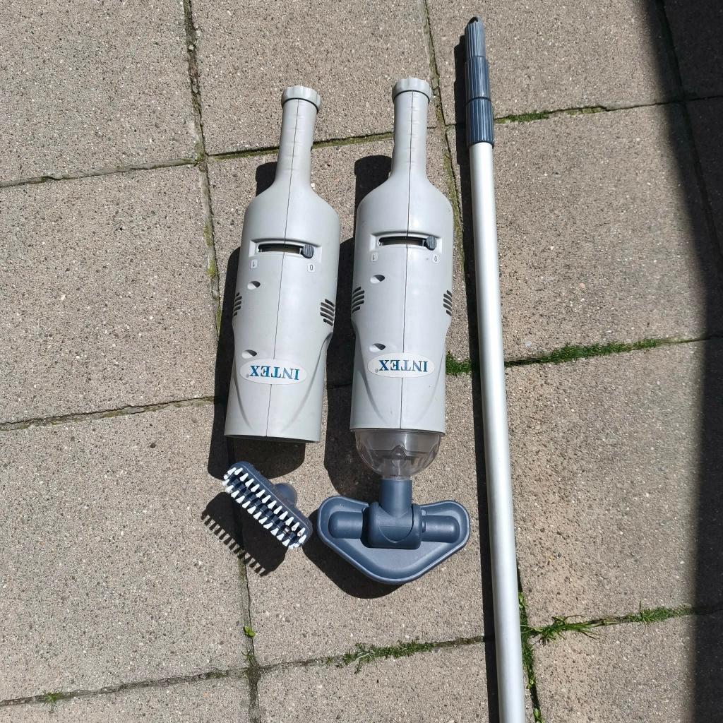 Intex zwembadstofzuiger, Ophalen, Zo goed als nieuw, Reinigingsmiddel