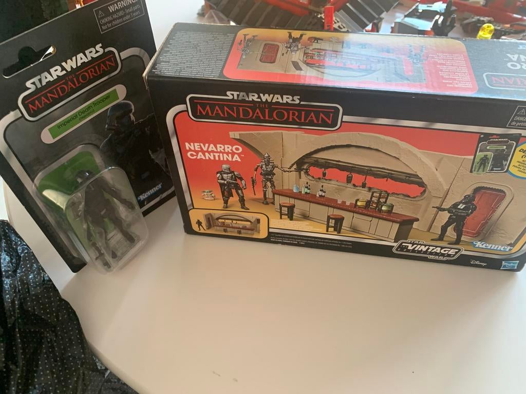 Nevarro Cantina Star Wars Collectible, Verzamelen, Ophalen, Zo goed als nieuw