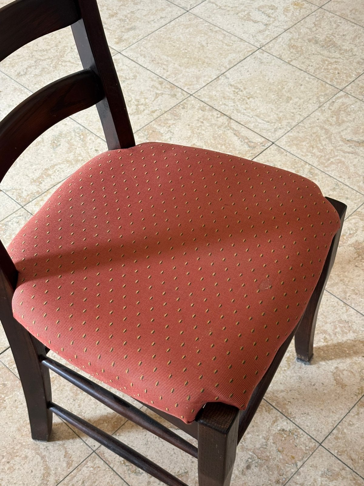 Table gigogne, 4 chaises. Nouveau design, robuste, Enlèvement, Comme neuf