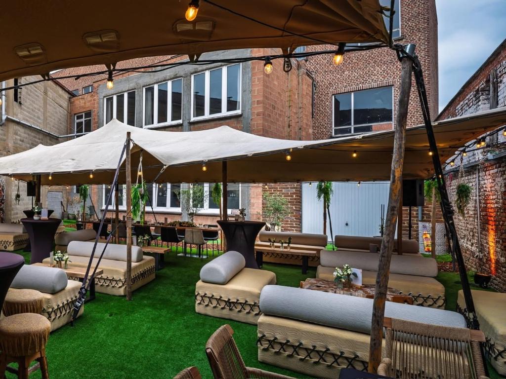 Lounge zetels van le couchon, Tuin en Terras, Tuinsets en Loungesets, Ophalen, Overige materialen, Meer dan 8 zitplaatsen, Nieuw