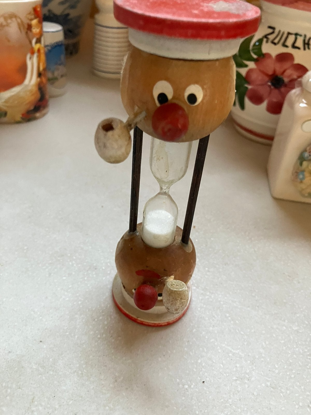 Vintage houten zandloper, Ophalen