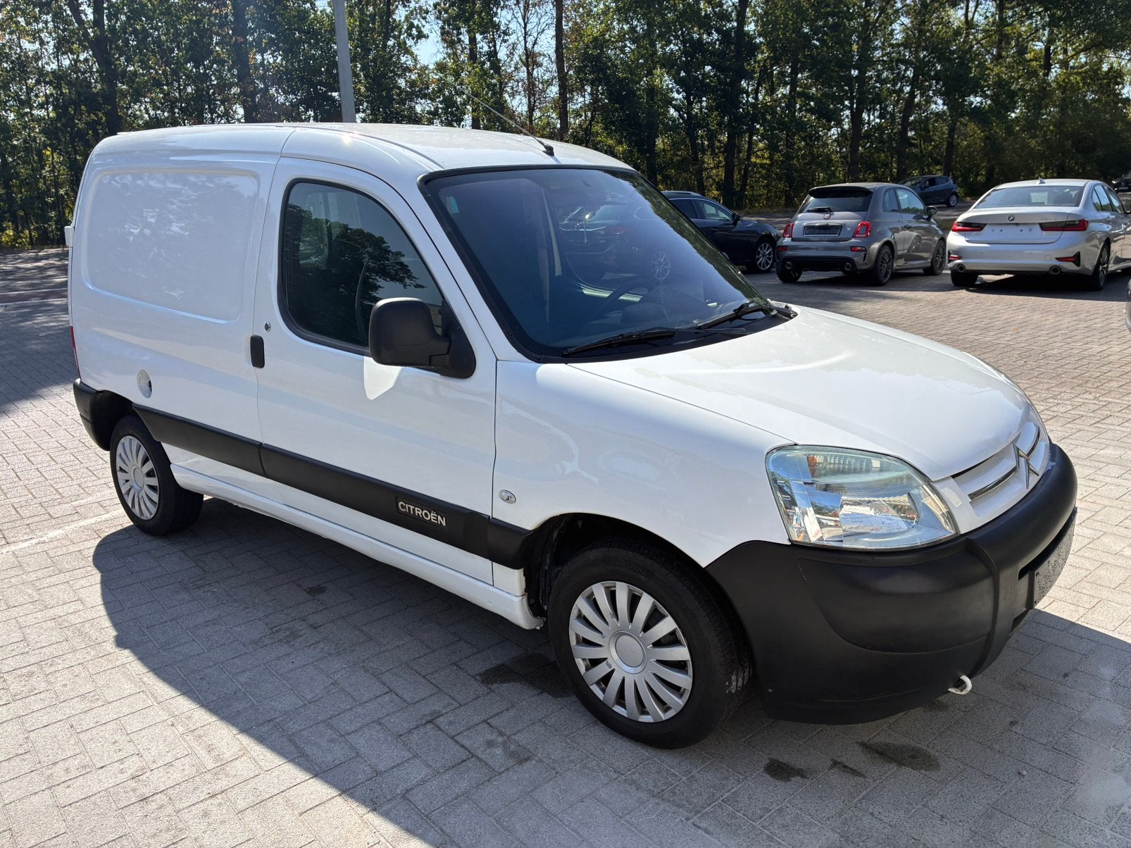 Citroen berlingo 1.6hdi is gekeurd voor verkoop, Auto's, Bestelwagens en Lichte vracht, Stof, Zwart, 4 cilinders, Citroën