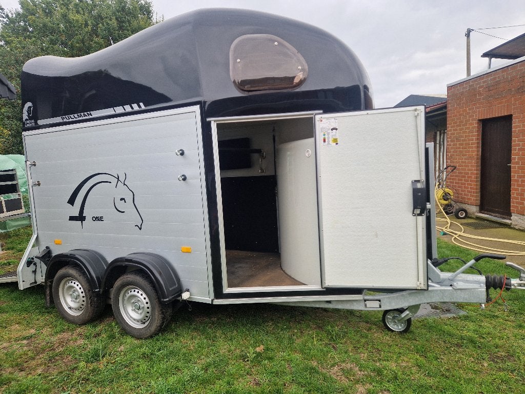 Paarden trailer, Dieren en Toebehoren, Ophalen, Zo goed als nieuw, Aluminium, 1½-paards trailer
