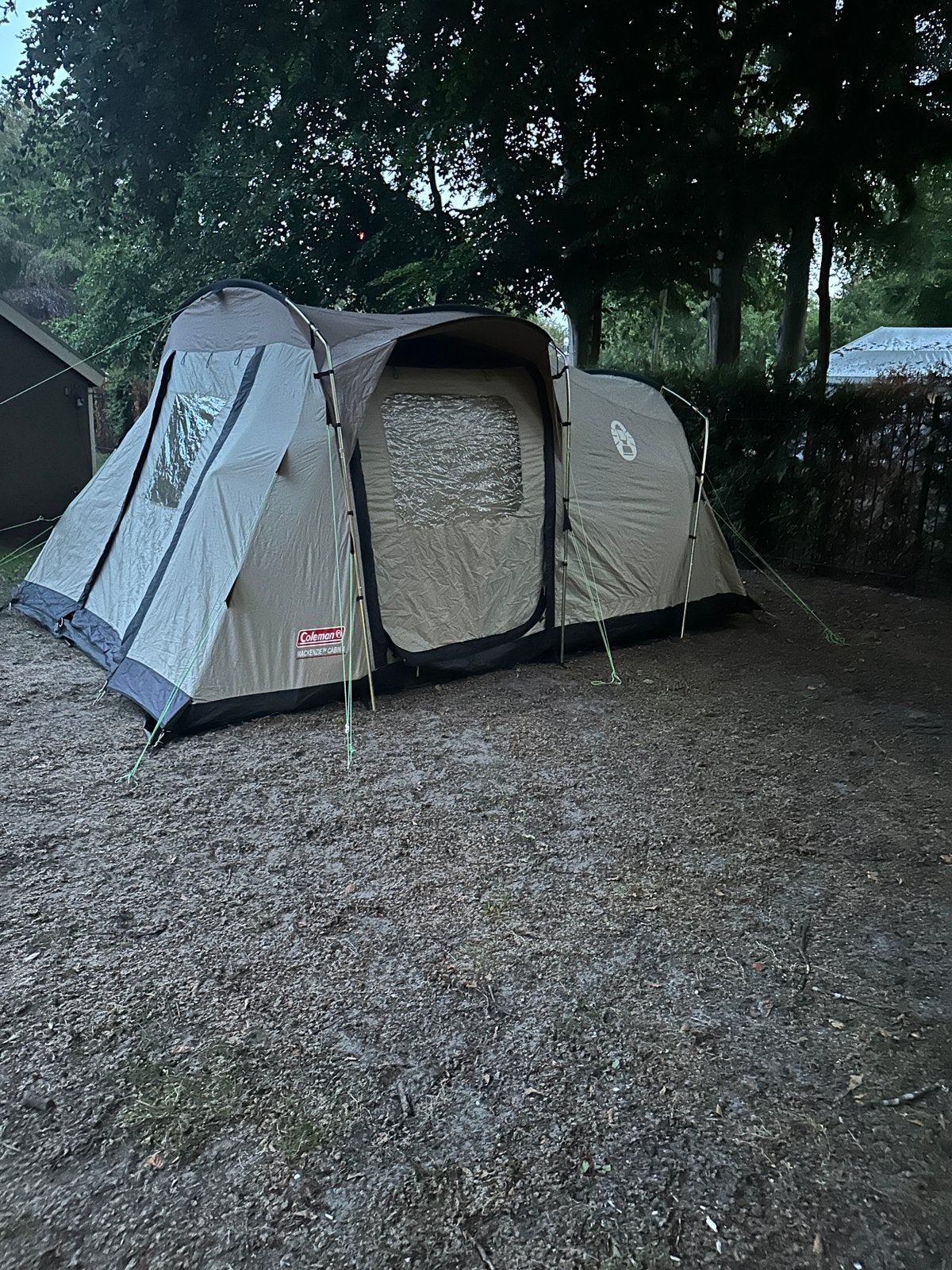 Coleman Mackenzie 4 persoons tent, Caravans en Kamperen, Tenten, Ophalen, Zo goed als nieuw