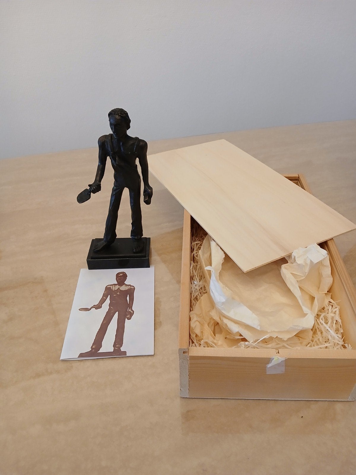 De putter hugo brons beeld, Ophalen of Verzenden, Brons