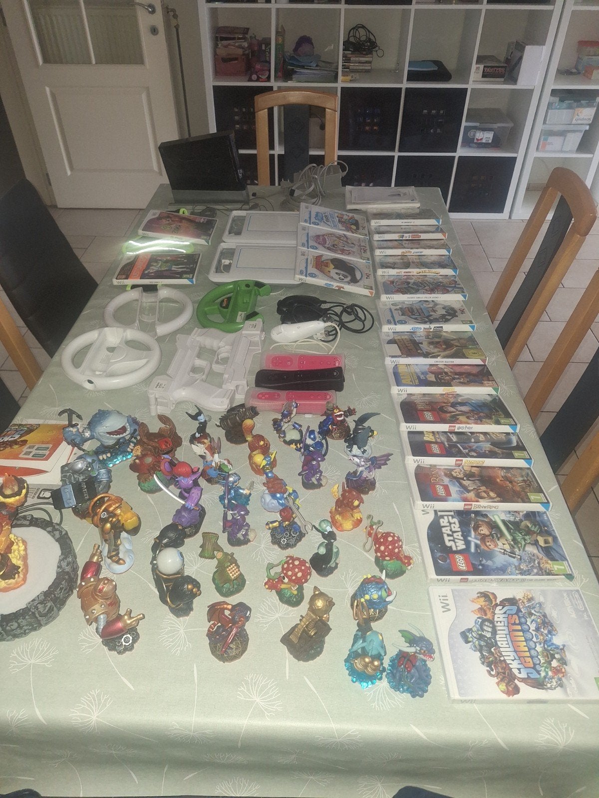 Zwarte wii met 17 spelletjes en veeel toebehoren, Ophalen