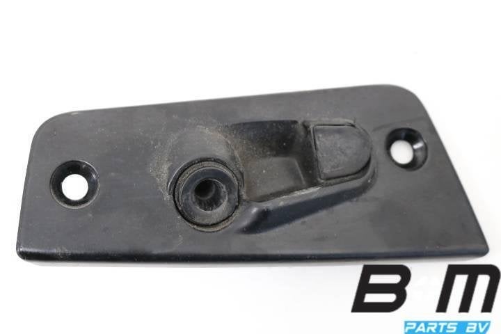 Vangplaat schuifdeur rechts onder VW T5 GP 7H0843640F, Utilisé