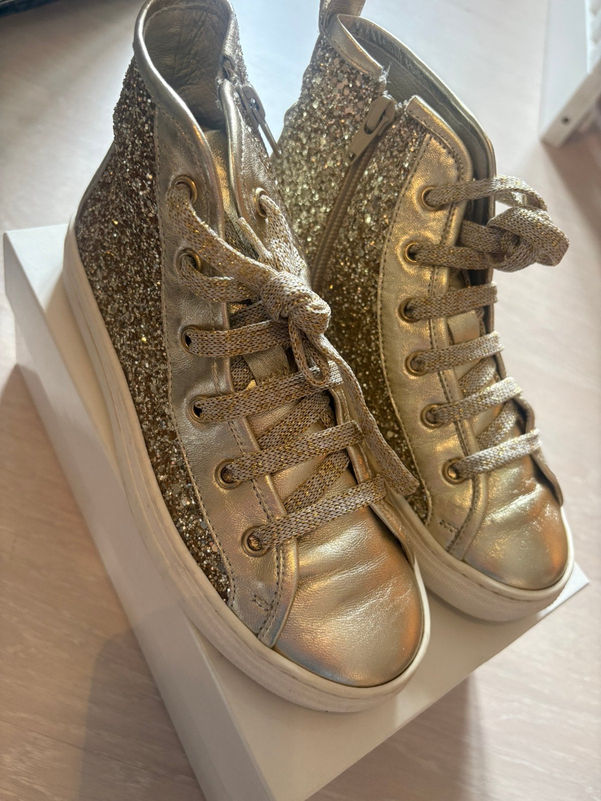 Sneakers meisje Linea Raffaelli - maat 34, Kinderen en Baby's, Kinderkleding | Schoenen en Sokken, Ophalen, Zo goed als nieuw