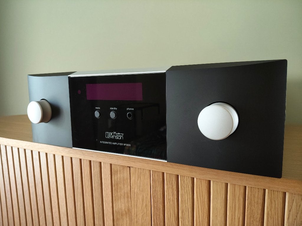 Mark Levinson no.5805 amplifier, Audio, Tv en Foto, Versterkers en Ontvangers, Zo goed als nieuw, 120 watt of meer, Stereo, Ophalen