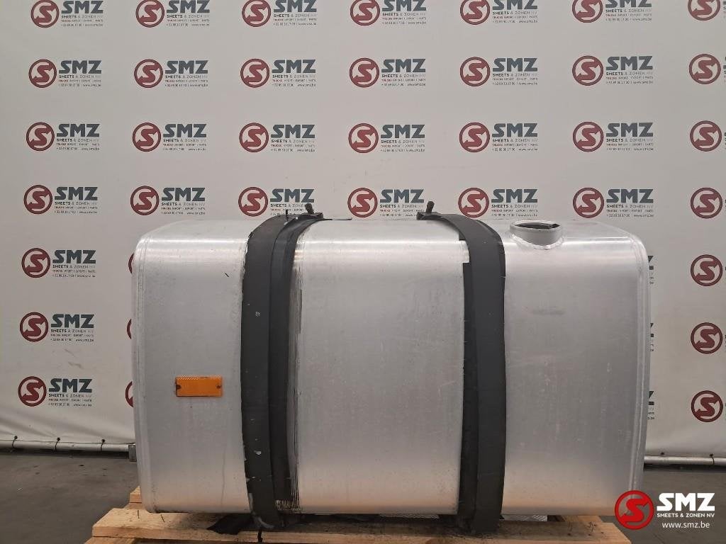 Occ Réservoir de carburant 470L Volvo, Autos : Pièces & Accessoires, Utilisé, Volvo, Systèmes à carburant