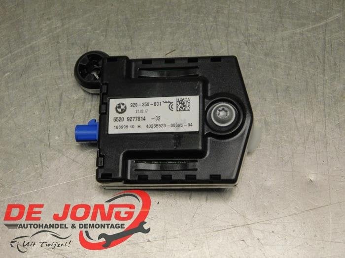 GPS Antenne van een BMW 2-Serie, Gebruikt, -, -, Ophalen of Verzenden