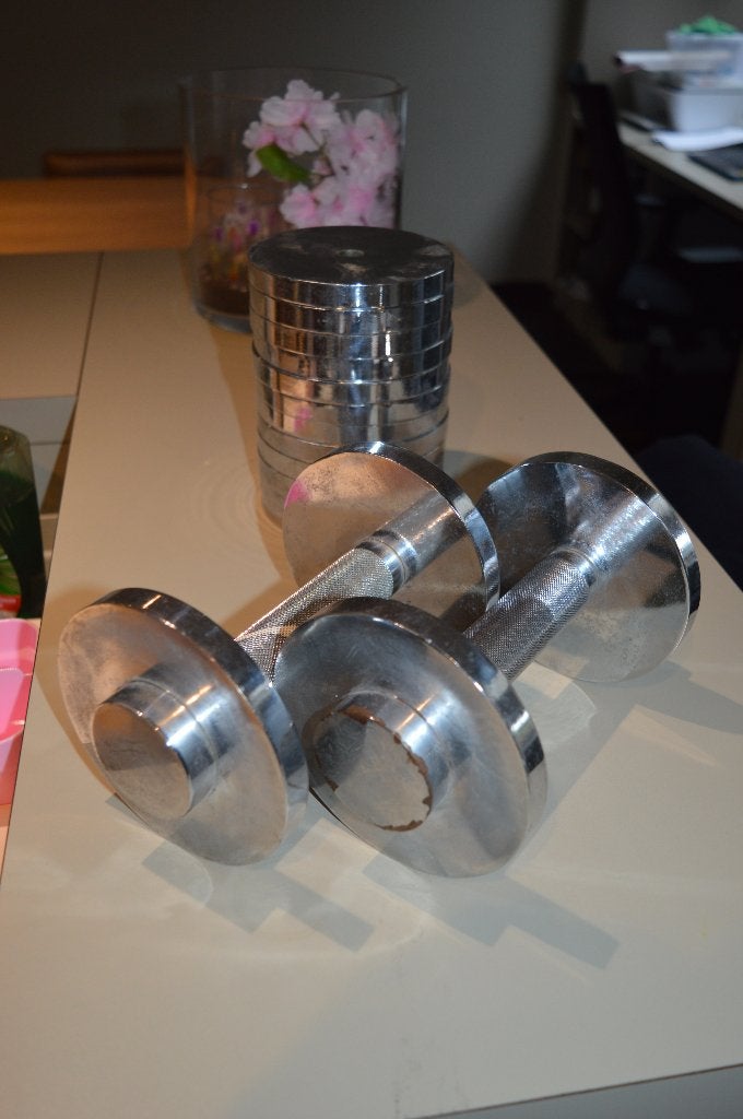 metalen halterset, Sports & Fitness, Enlèvement, Utilisé, Bras, Set d’haltères