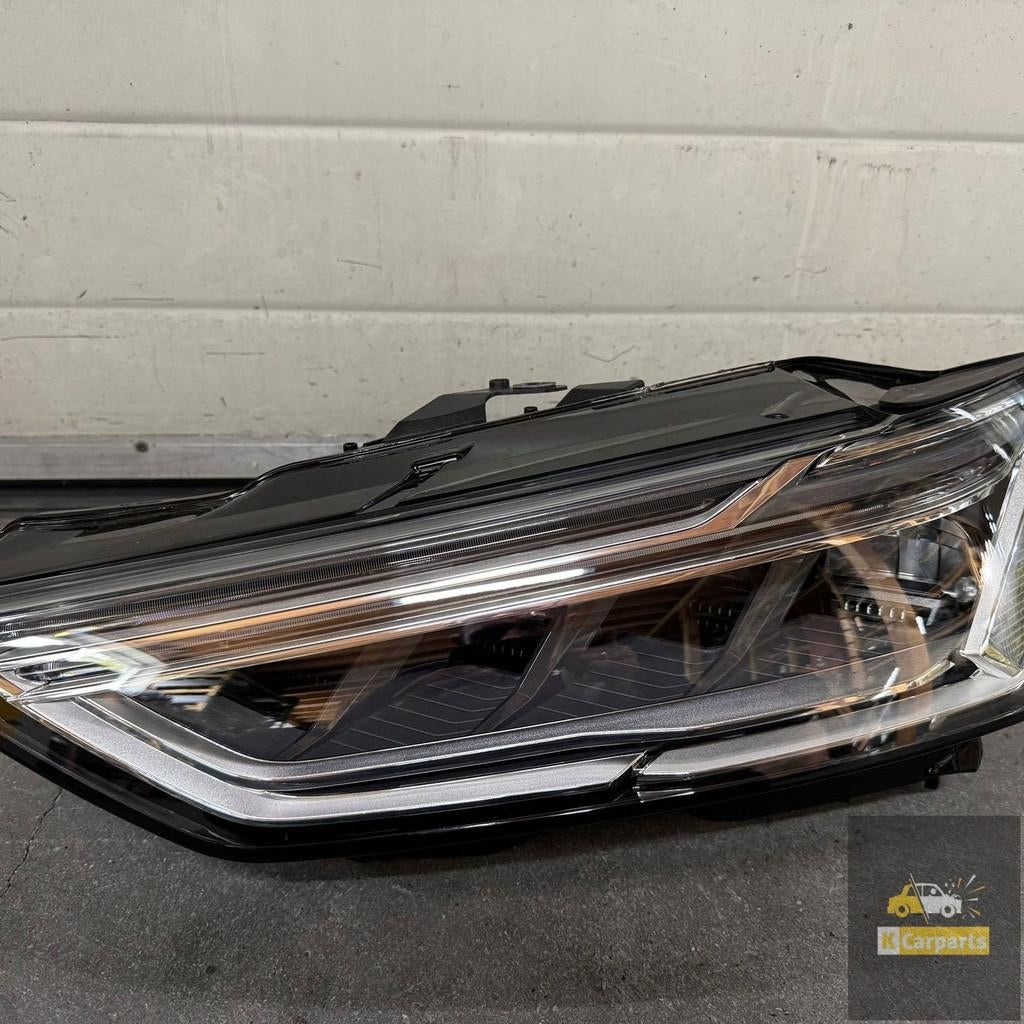 4K8941033E Audi A7 S7 4K8 VOLLEDIG LED-licht links, Gebruikt, AUDI AG, Auto-Union-Strasse 1
85045  Ingolstadt, DE, Audi