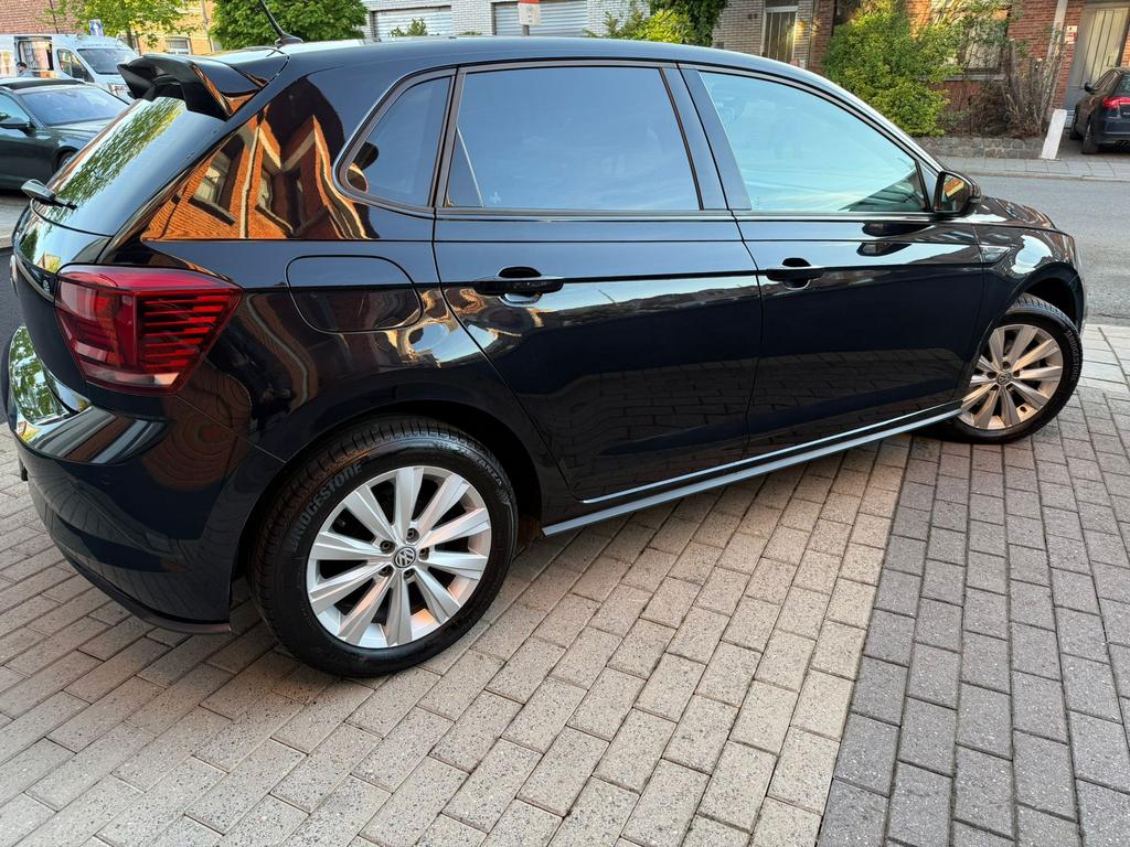 VW POLO *Led xenon* R-line extr*Dig Cokcpit* 1.6TDI*, Auto's, Euro 6, Zwart, Particulier, Te koop