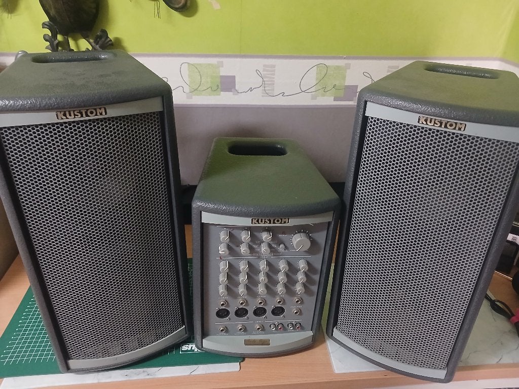 karaoke, ampli, Autres marques, 60 à 120 watts, Comme neuf, Enlèvement